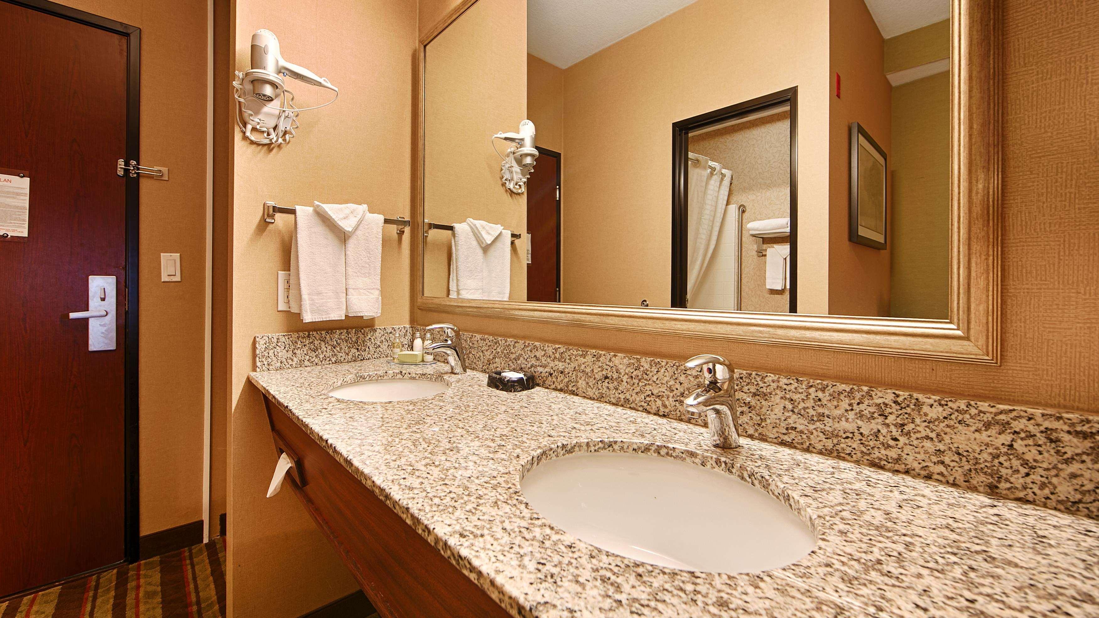 Best Western Wilsonville Inn & Suites Eksteriør bilde