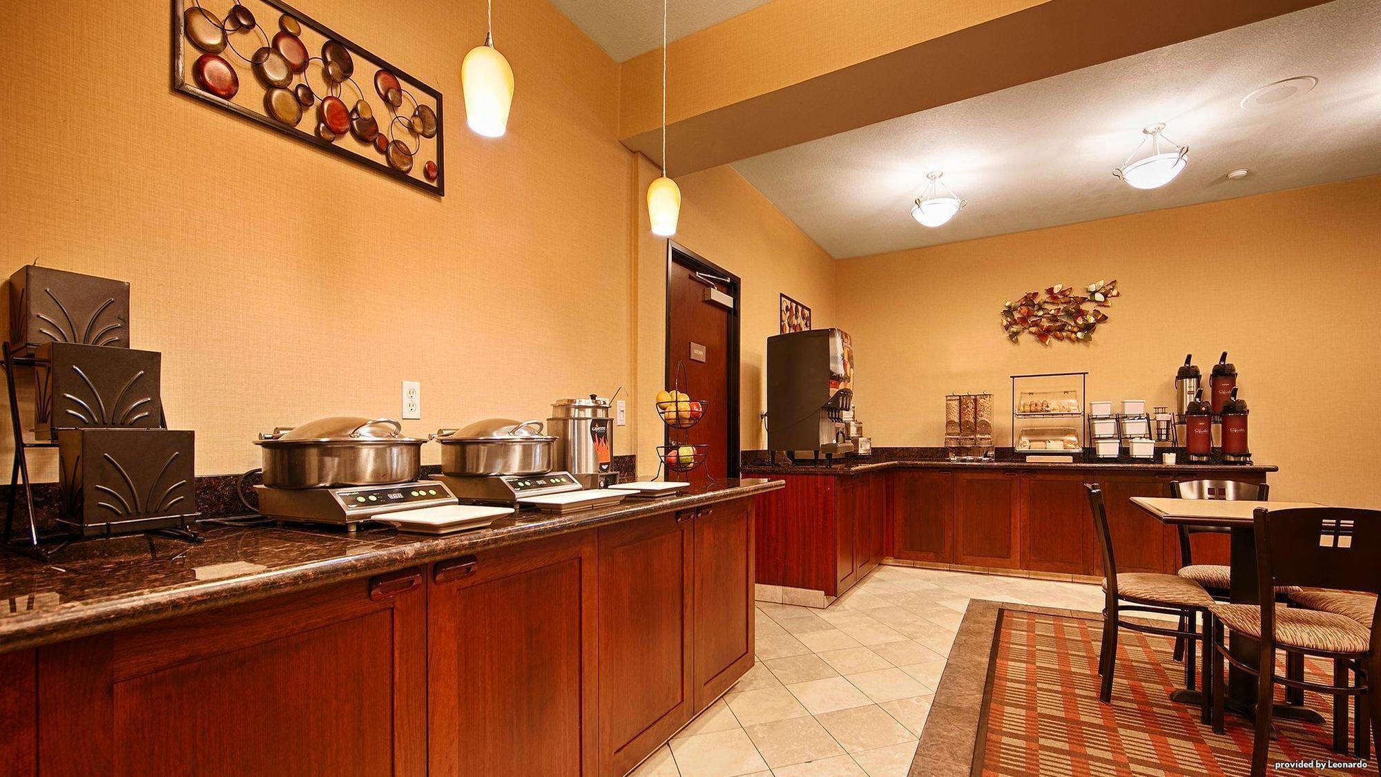 Best Western Wilsonville Inn & Suites Eksteriør bilde