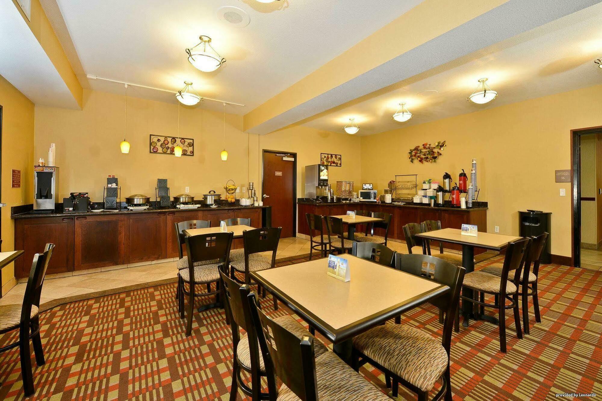 Best Western Wilsonville Inn & Suites Eksteriør bilde